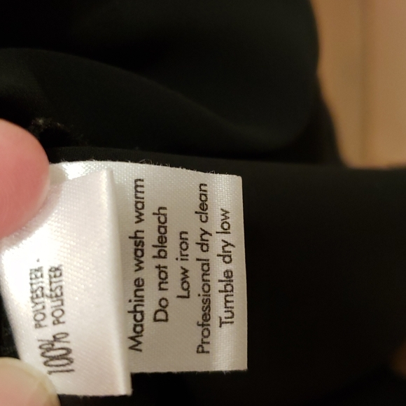 COTE FEMME TANKTO P SLEEVELESS BLOUSE Double sheer black layers w white trim. - Picture 6 of 7